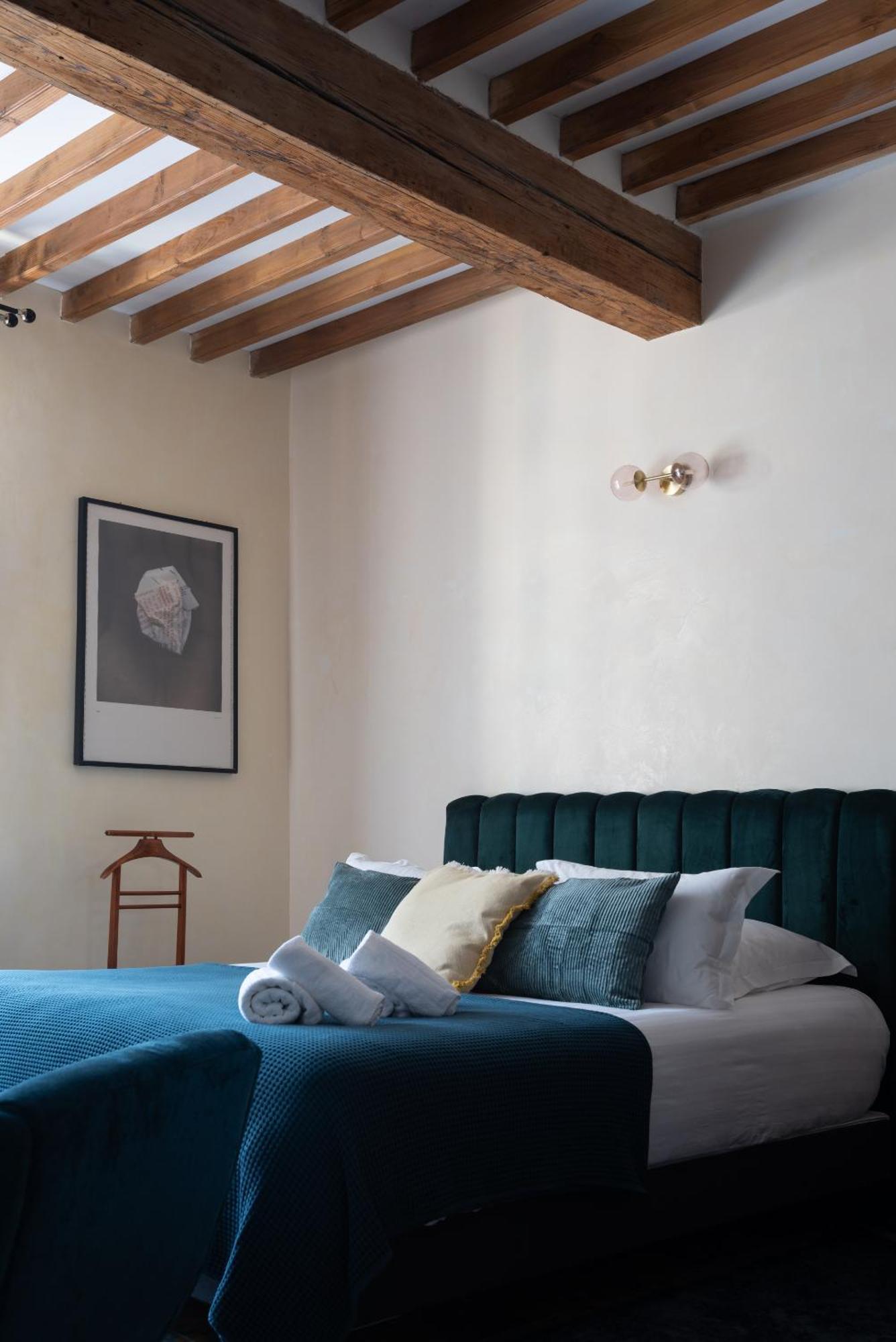 La Maison D'En Bas Des Seigneurs Cucuron Szoba fotó